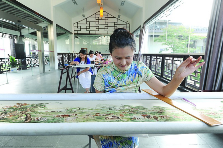 新刺绣针法“滴滴绣”成功注册商标_【辰联知识产权】(图1)